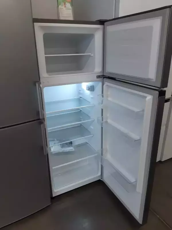 RÉFRIGÉRATEUR DOUBLE FROID 205 litres - VALBERG – Image 2