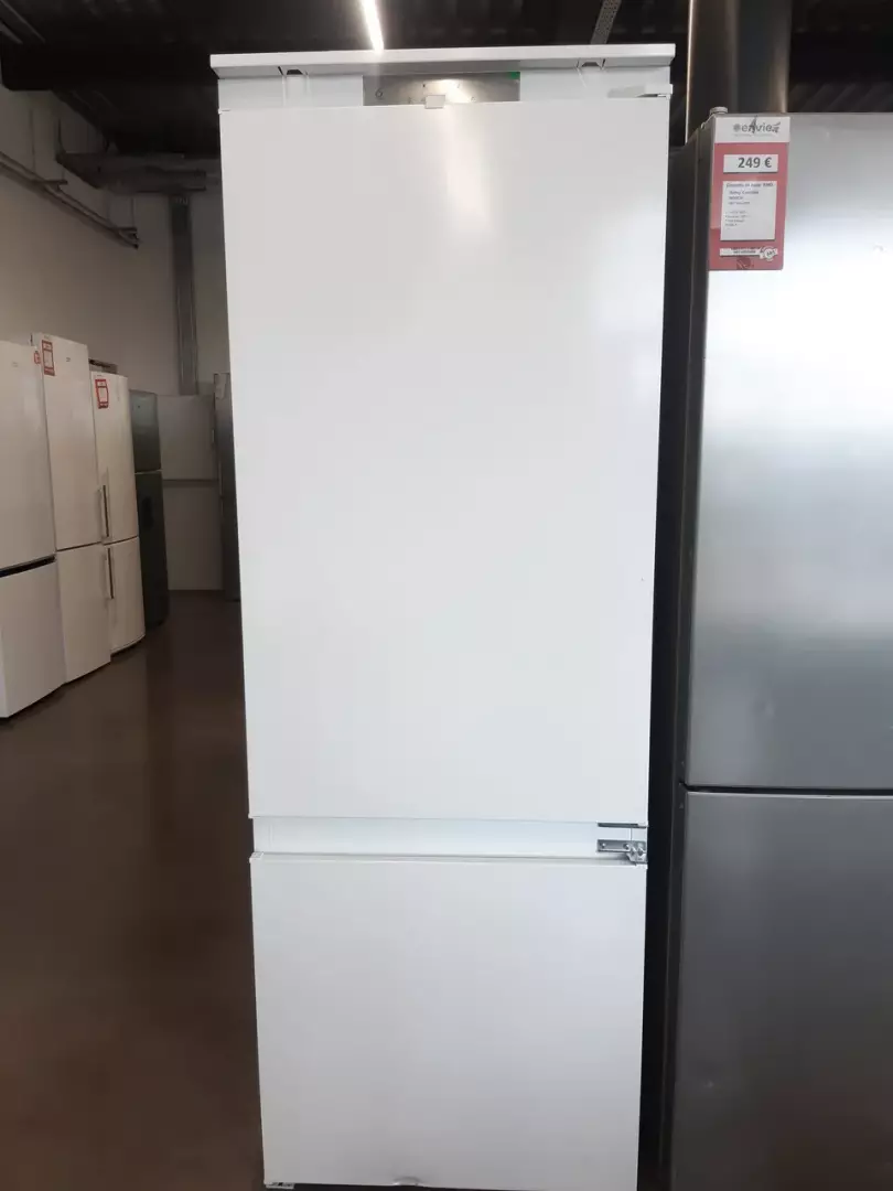 RÉFRIGÉRATEUR COMBINÉ ENCASTRABLE 400 litres - WHIRLPOOL