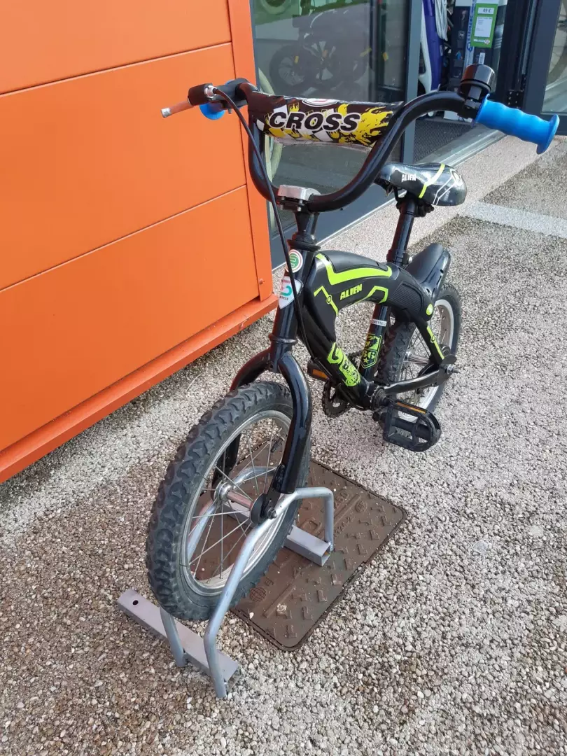 VÉLO 14 POUCES - ALIEN – Image 3