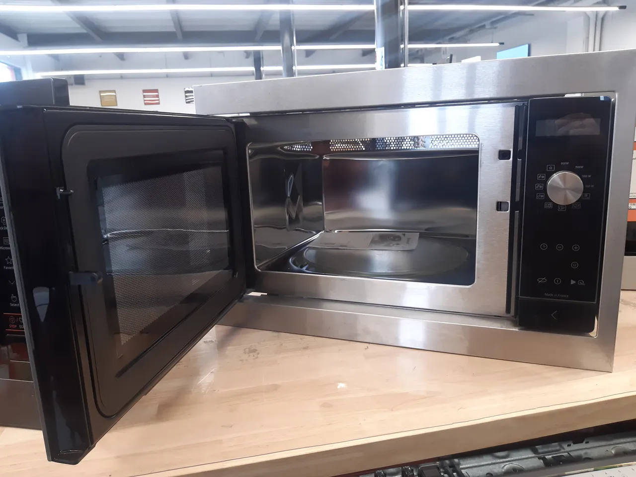 MICRO ONDES ENCASTRABLE - BRANDT – Image 2