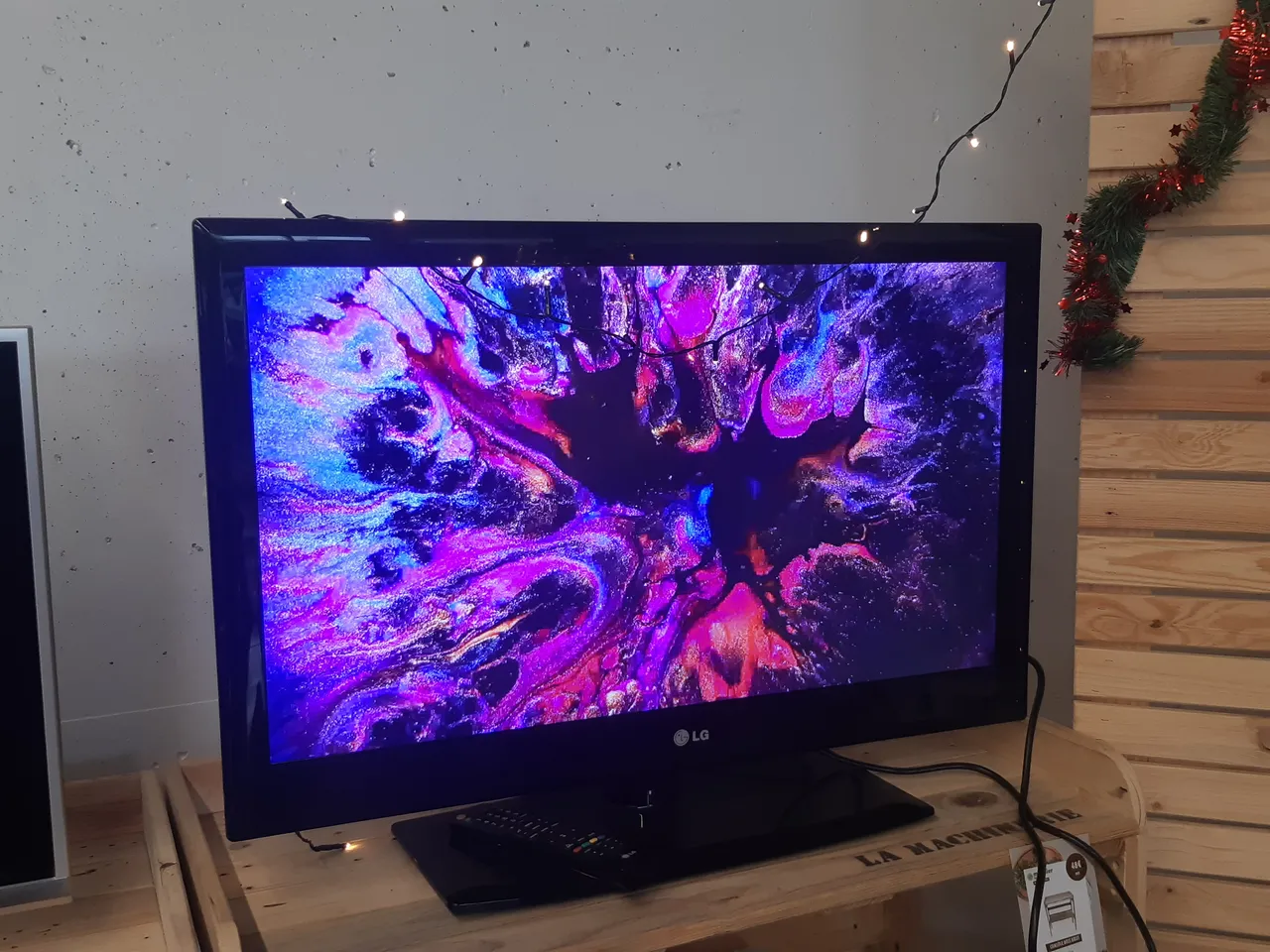 TÉLÉVISION 32" - LG