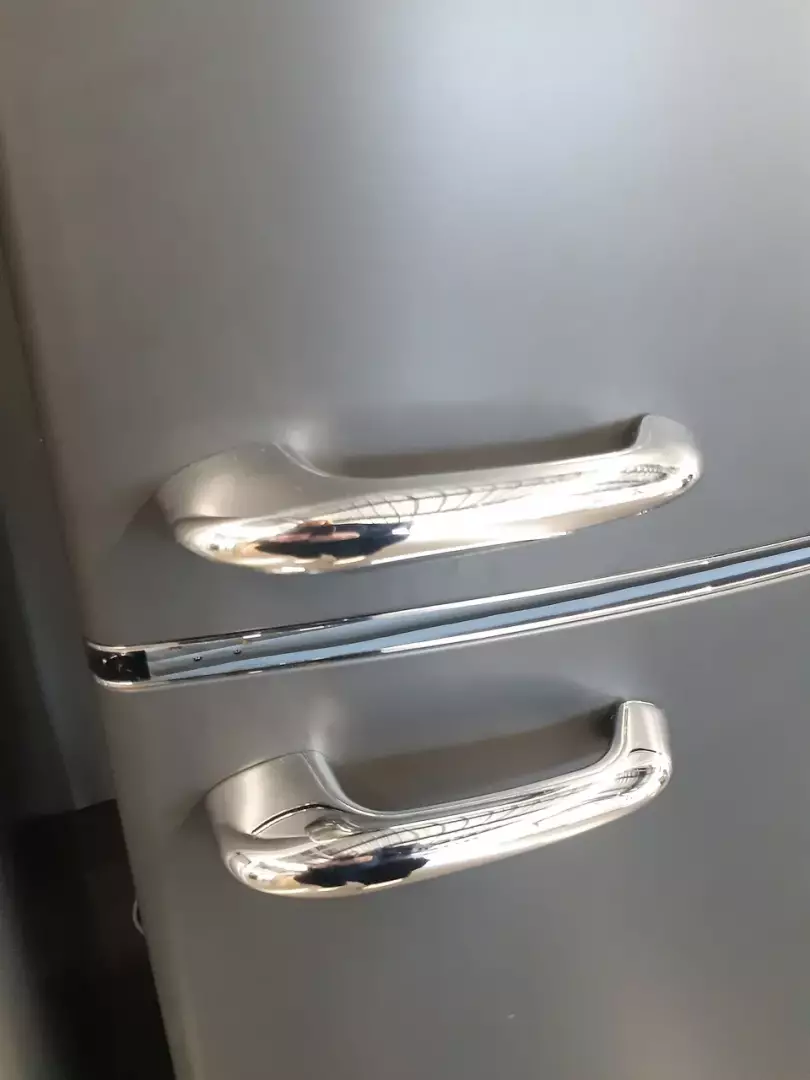 RÉFRIGÉRATEUR COMBINÉ 330 litres - FRIGIDAIRE – Image 4