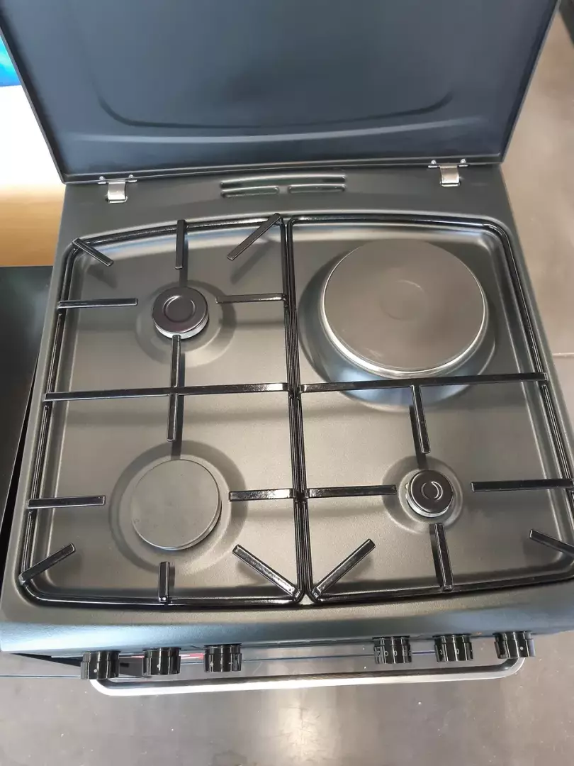 CUISINIÈRE MIXTE GAZ/ÉLECTRIQUE - AMICA – Image 3