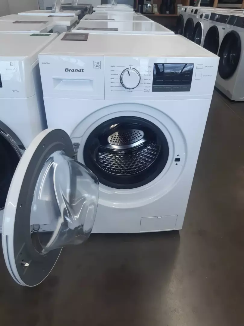 LAVE LINGE HUBLOT 9 kg - BRANDT – Image 2