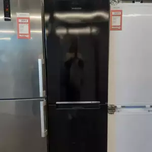 RÉFRIGÉRATEUR COMBINÉ 310 litres - SAMSUNG