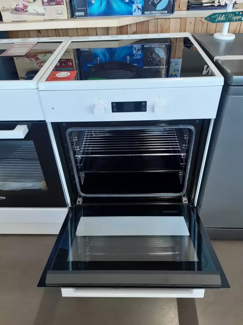 CUISINIÈRE ÉLECTRIQUE INDUCTION - BEKO – Image 2
