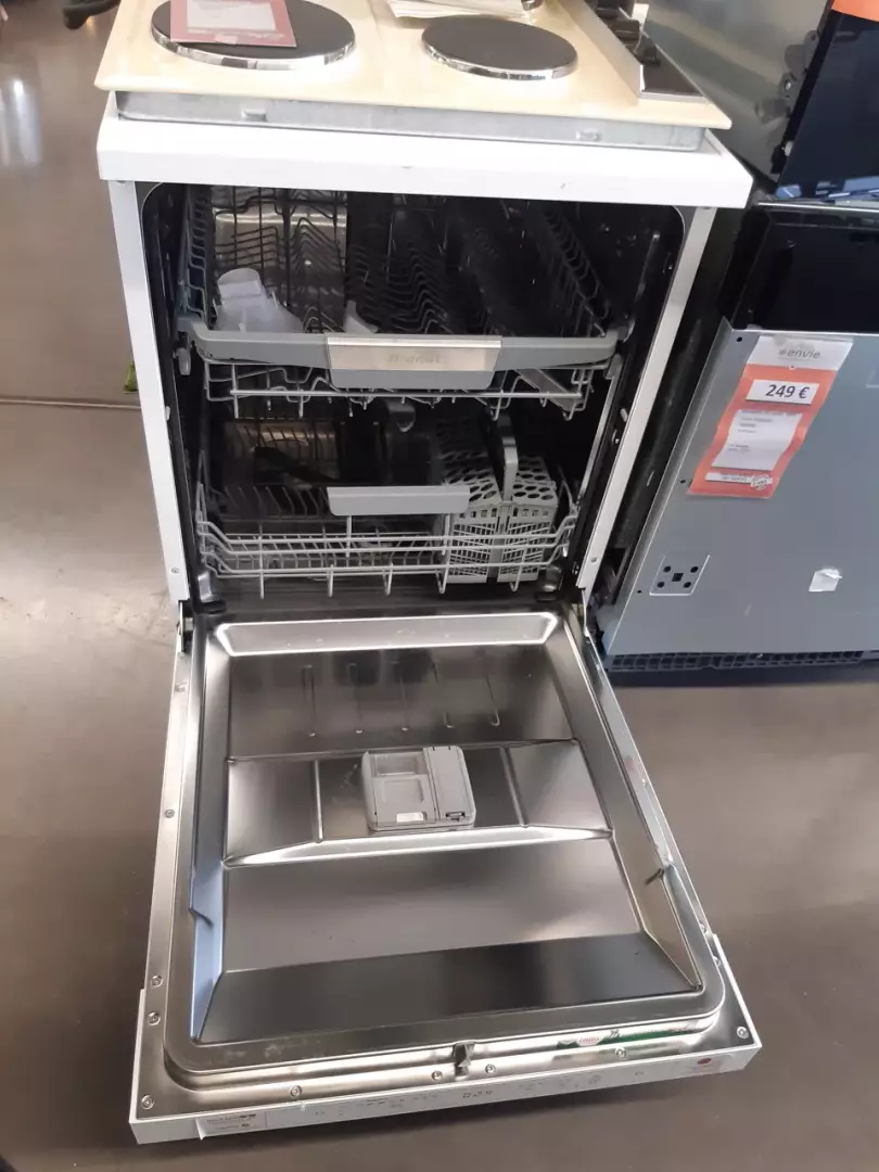 LAVE VAISSELLE 12 couverts — BRANDT – Image 2