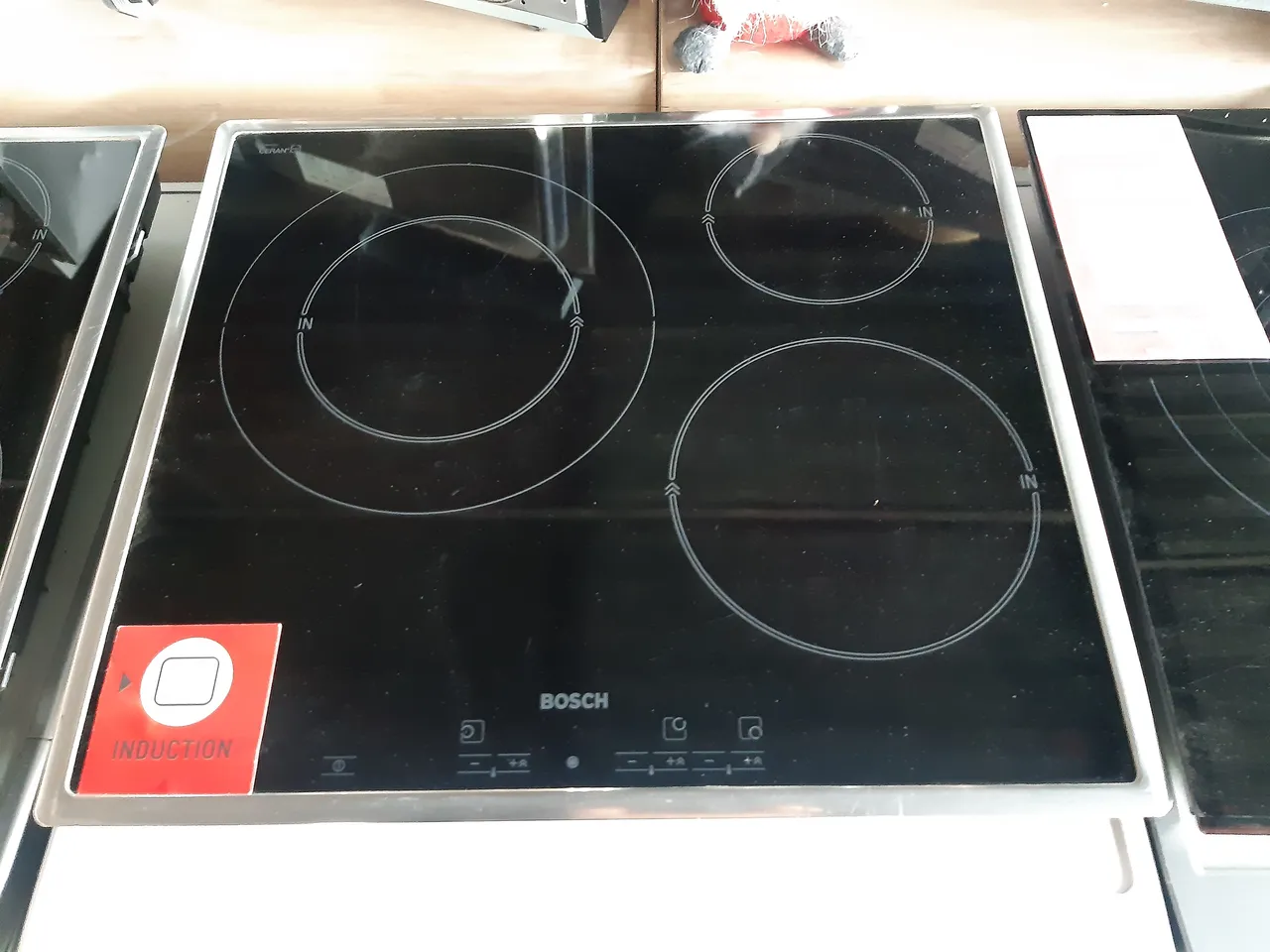 PLAQUE ÉLECTRIQUE À INDUCTION — BOSCH