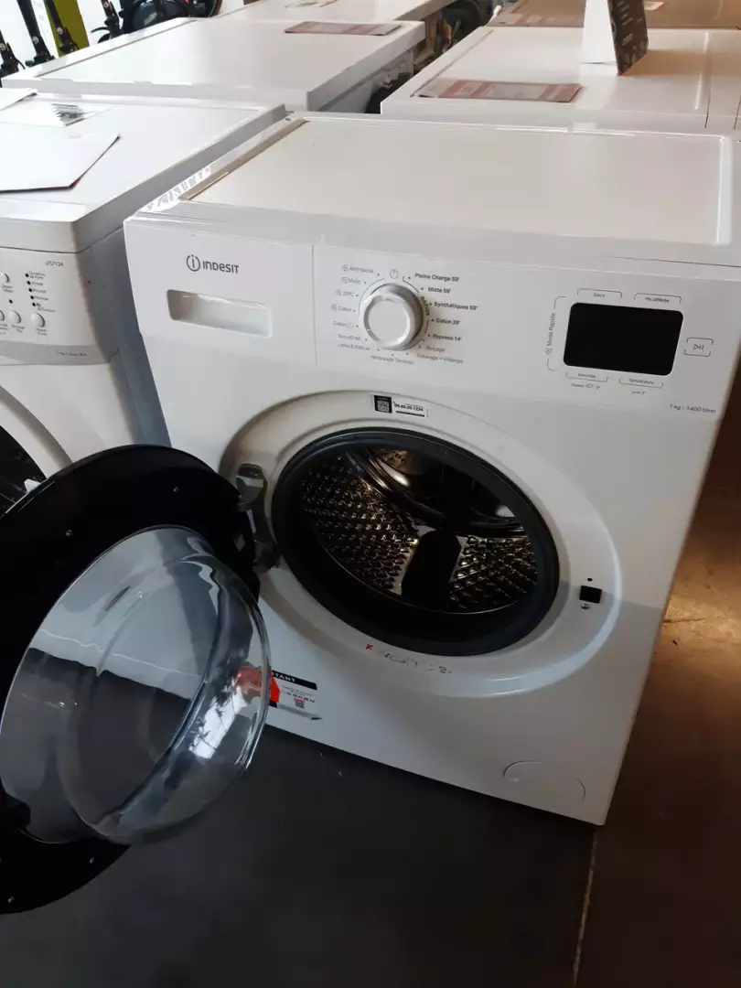 LAVE LINGE HUBLOT 7 kg - INDESIT – Image 2