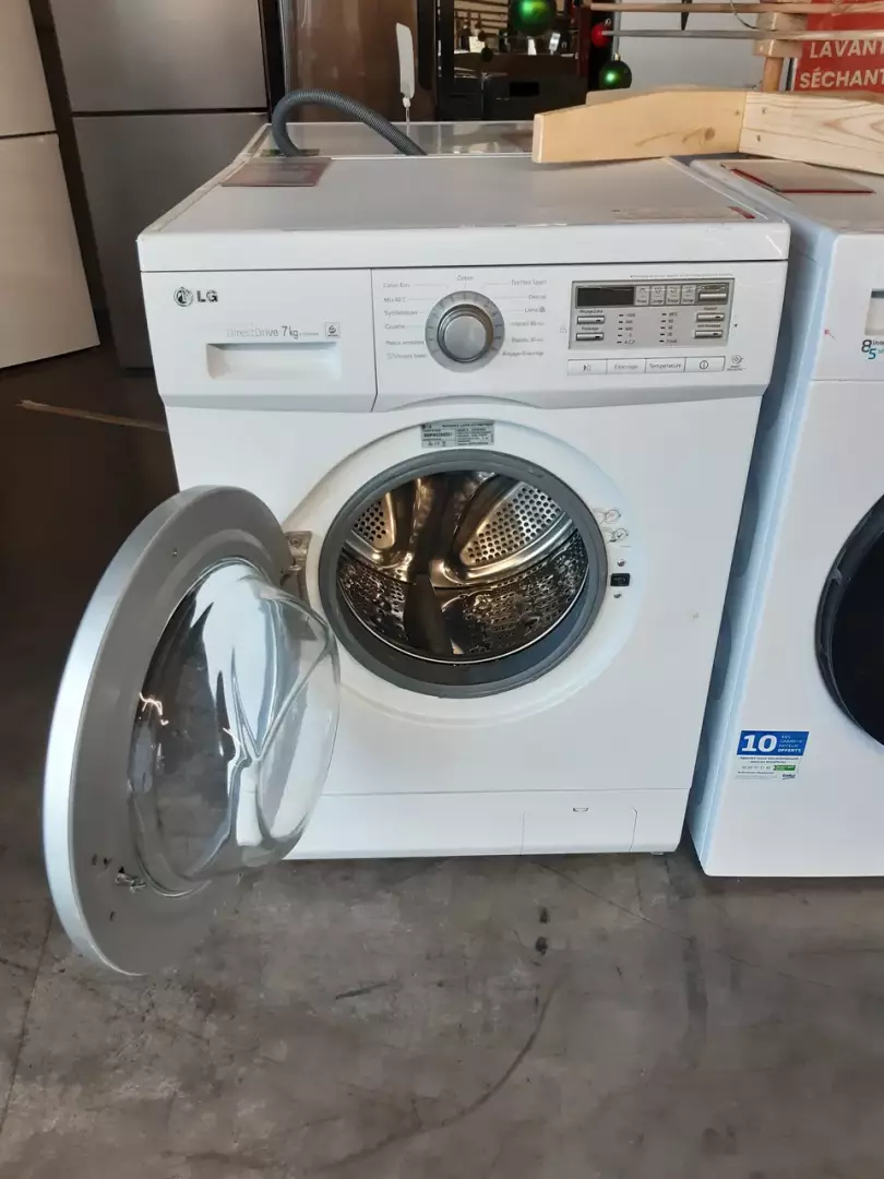 LAVE LINGE HUBLOT 7 kg - LG – Image 2