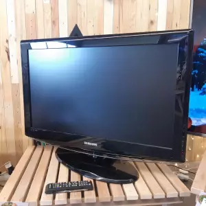TÉLÉVISION 32" — SAMSUNG