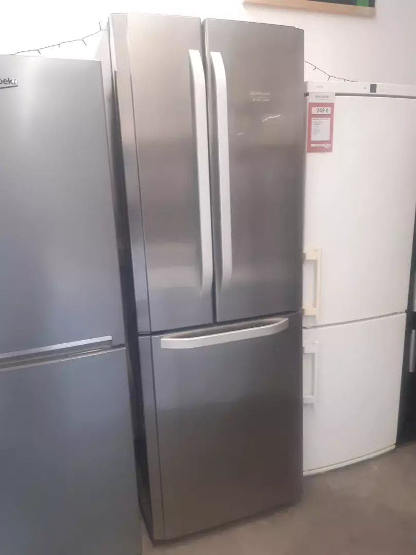 RÉFRIGÉRATEUR MULTIPORTES 440 litres — ARTISTON