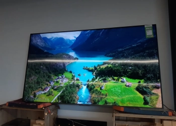 TÉLÉVISION 100&Prime; — HISENSE