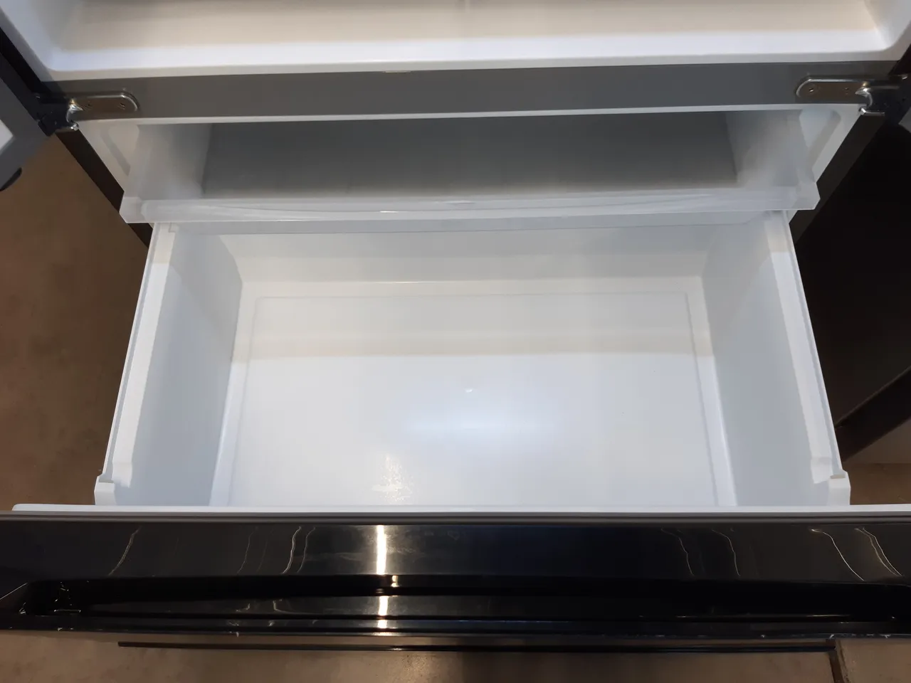 RÉFRIGÉRATEUR MULTI-PORTES 510 litres — ESSENTIEL B – Image 3