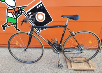 VÉLO VINTAGE — PEUGEOT