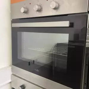 FOUR ENCASTRABLE — HIGHONE