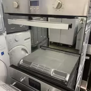 FOUR ENCASTRABLE — HOTPOINT/ARISTON