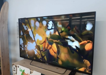 TÉLÉVISION 42&Prime; — SONY