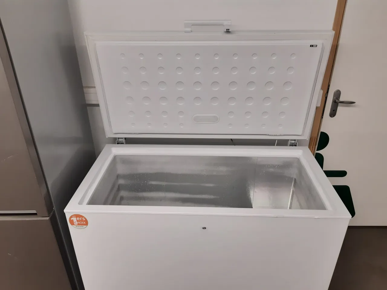 CONGÉLATEUR COFFRE 370 litres — ESSENTIEL B – Image 2