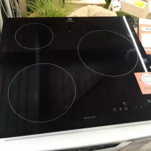 PLAQUE ÉLECTRIQUE INDUCTION — ELECTROLUX