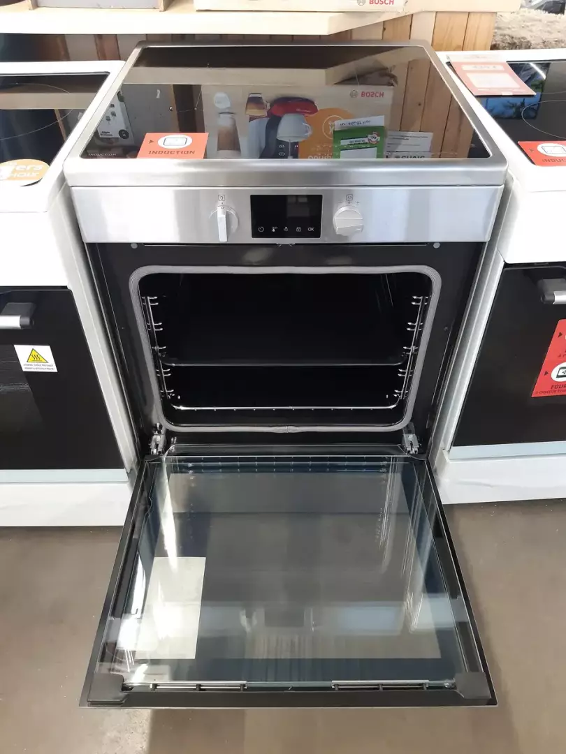 CUISINIÈRE TOUT ÉLECTRIQUE INDUCTION — ELECTROLUX – Image 3