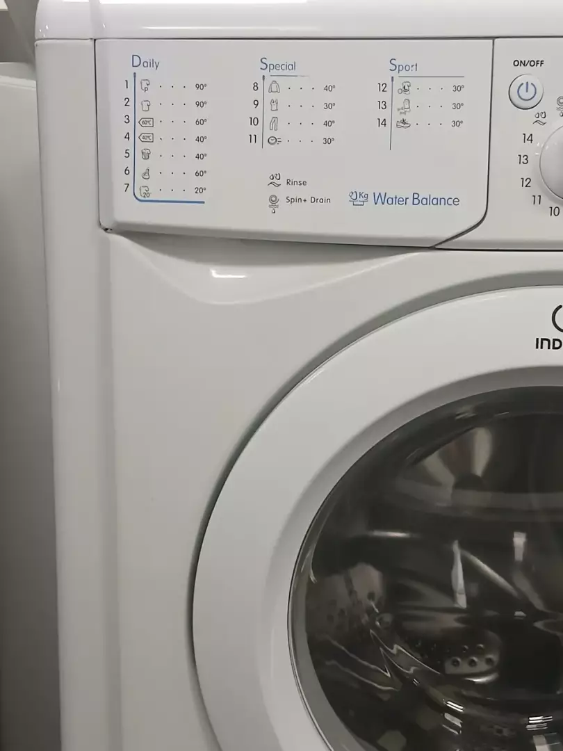 LAVE LINGE HUBLOT 7 KG — INDESIT – Image 2