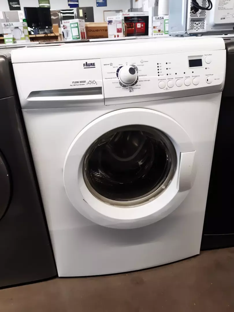 LAVE LINGE HUBLOT 7 kg — FAURE