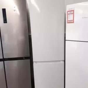 RÉFRIGÉRATEUR COMBINÉ 265 litres — AYA