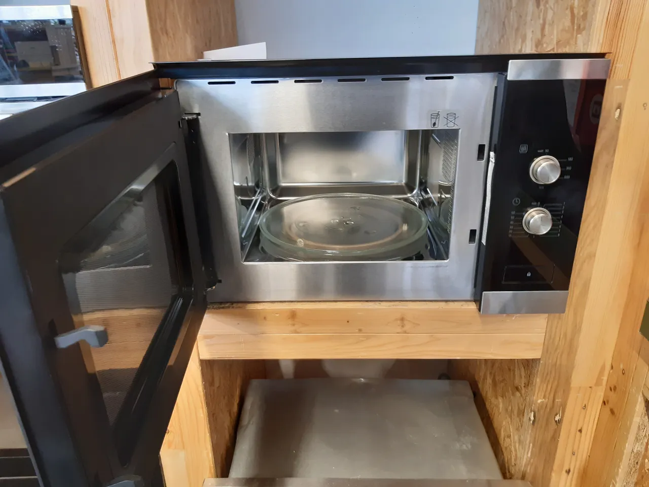 MICRO ONDE ENCASTRABLE 20 litres - BOSCH – Image 2