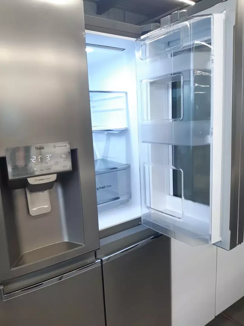 RÉFRIGÉRATEUR MULTI-PORTES 508 litres — LG – Image 4