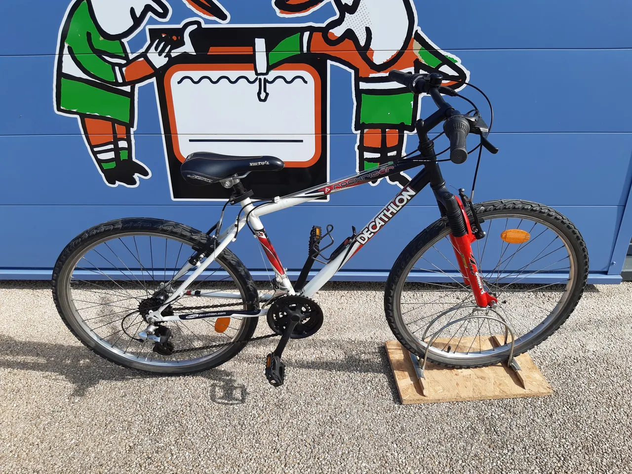 VÉLO VTT — DECATHLON