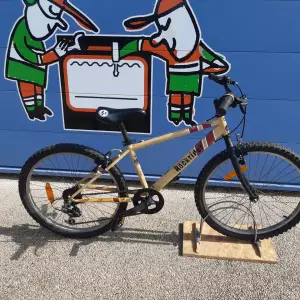 VÉLO 24 POUCES — DECATHLON