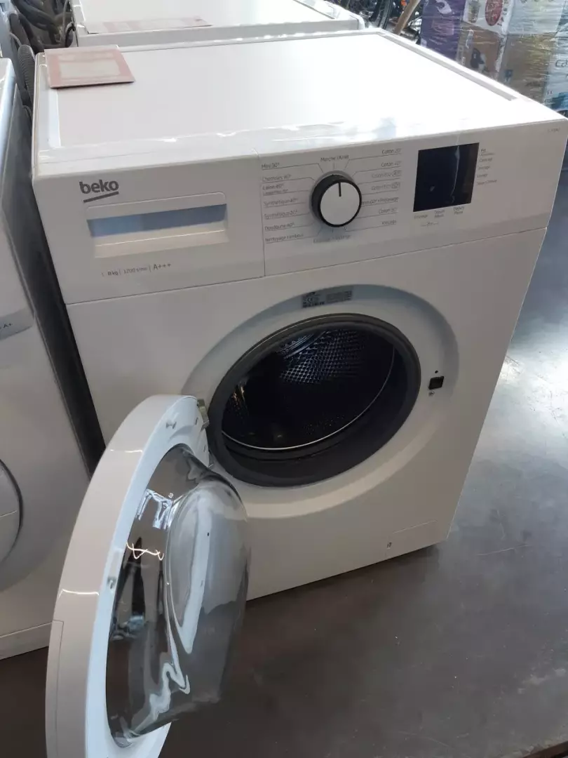 LAVE LINGE HUBLOT 8 kg — BEKO – Image 2
