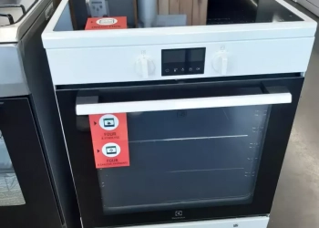 CUISINIÈRE ÉLECTRIQUE INDUCTION – ELECTROLUX