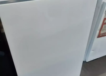 RÉFRIGÉRATEUR TABLE TOP 140 litres — ELECTROLUX