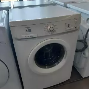 LAVE LINGE HUBLOT 7 kg — ELECTROLUX