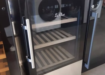 CAVE À VIN DE SERVICE 30 BOUTEILLES — LE CHAI