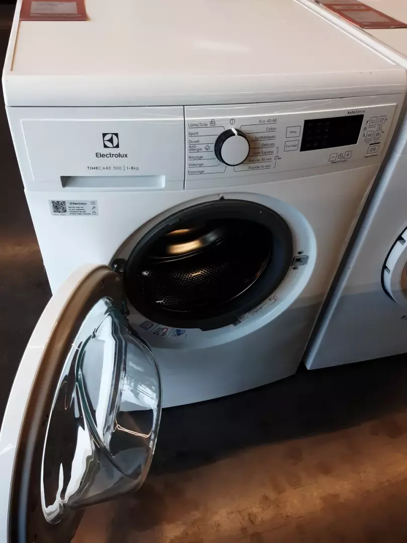 LAVE LINGE HUBLOT 8 kg — ELECTROLUX – Image 2