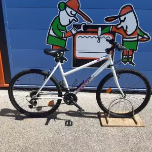 VÉLO VTT — BTWIN