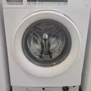 LAVE LINGE HUBLOT 8 KG — WHIRLPOOL