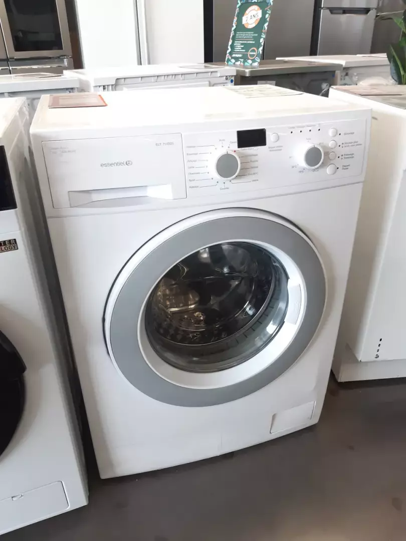 LAVE LINGE HUBLOT 7 kg — ESSENTIEL B