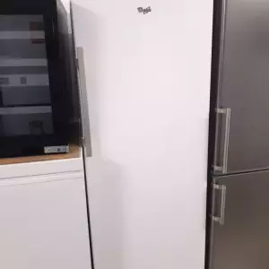 RÉFRIGÉRATEUR SIMPLE FROID 280 litres — WHIRLPOOL