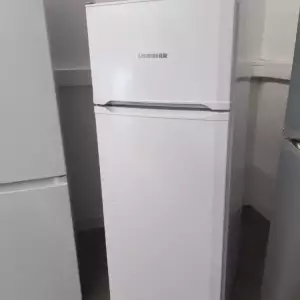RÉFRIGÉRATEUR DOUBLE FROID 235 litres — LIEBHERR