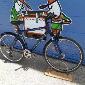 VÉLO VTC — GIANT