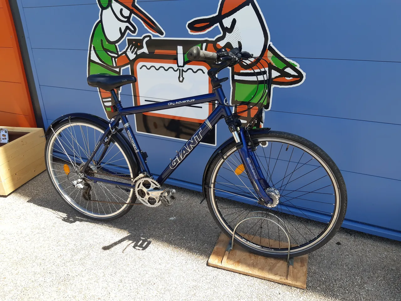 VÉLO VTC — GIANT