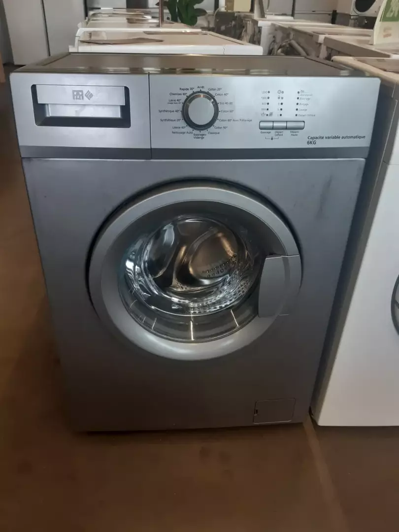 LAVE LINGE HUBLOT 6 KG — FAR