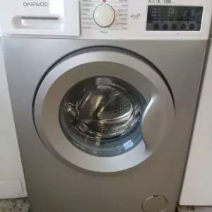 LAVE LINGE HUBLOT 6 KG — DAEWOO