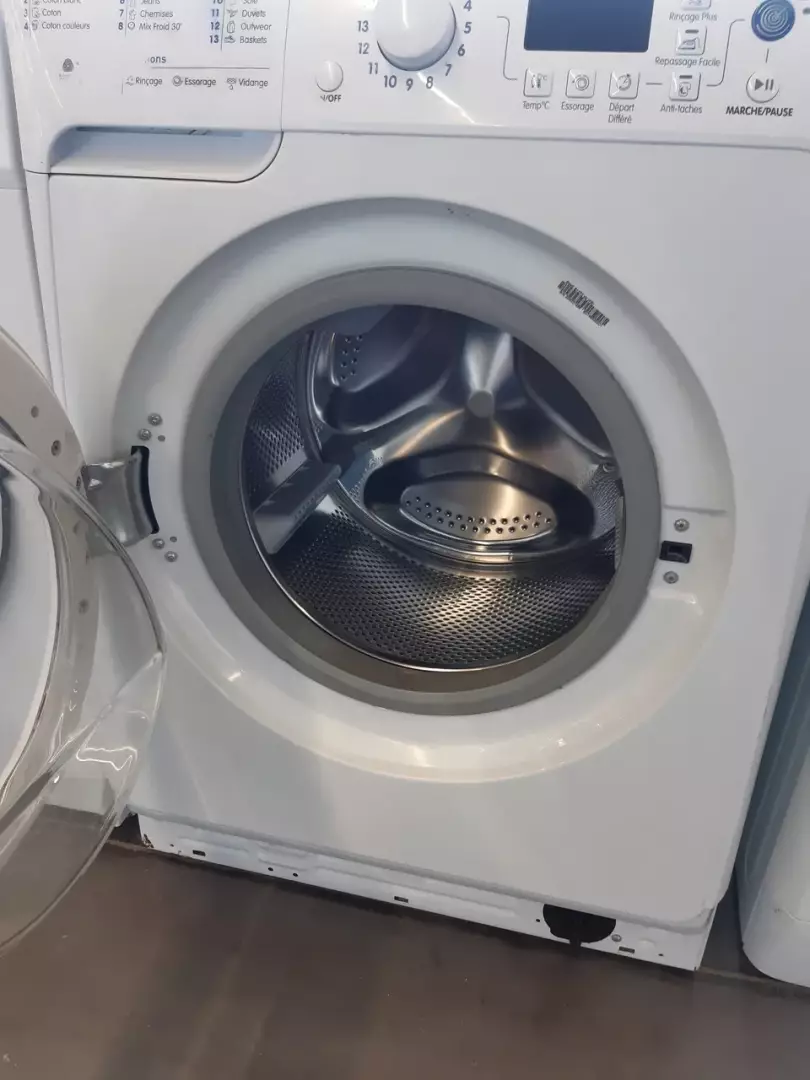 LAVE LINGE HUBLOT 8 KG — INDESIT – Image 4