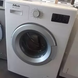 LAVE LINGE HUBLOT 8 KG — BELLAVITA
