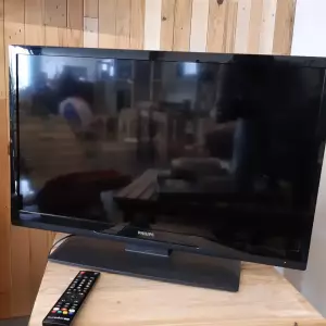 TÉLÉVISION 32" — PHILIPS